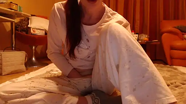 Snapshot of LovelyAndraGirl chatting on 06-01-26, 09:38 LovelyAndraGirl online show from 06-01-26, 09:38