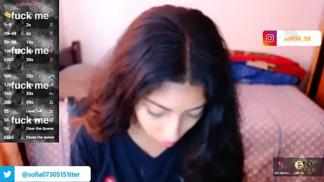 Snapshot of sofia_rosse4 chatting on 11-14-25, 01:32 sofia rosse4 online show from 11-14-25, 01:32