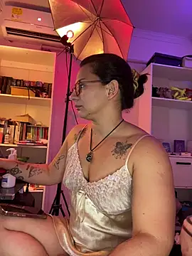 Snapshot of Amarantha_666 chatting on 02-04-26, 09:53 Amarantha 666 online show from 02-04-26, 09:53