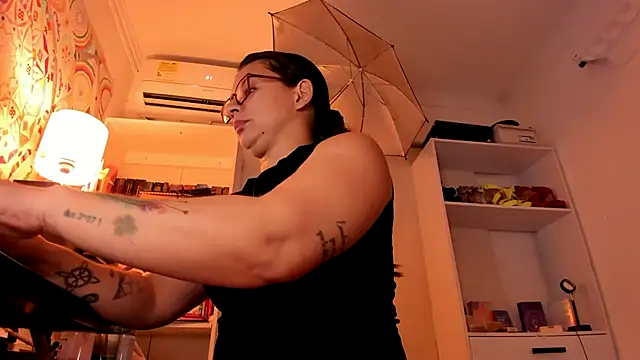 Snapshot of Amarantha_666 chatting on 02-12-26, 11:11 Amarantha 666 online show from 02-12-26, 11:11