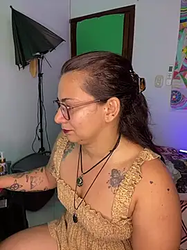 Snapshot of Amarantha_666 chatting on 06-10-26, 10:30 Amarantha 666 online show from 06-10-26, 10:30