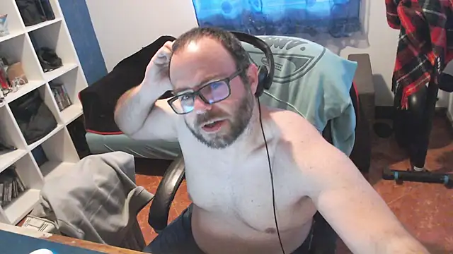 Snapshot of ravingr4d4 chatting on 02-10-25, 03:32 ravingr4d4 online show from 02-10-25, 03:32