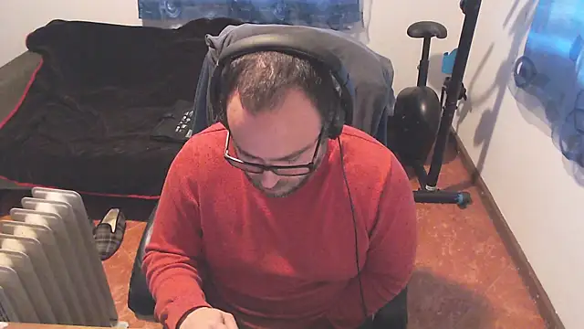 Snapshot of ravingr4d4 chatting on 02-14-25, 03:15 ravingr4d4 online show from 02-14-25, 03:15