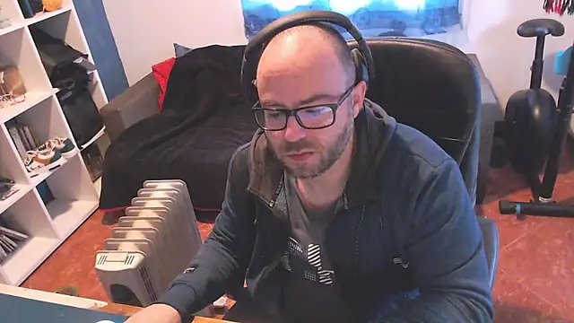 Snapshot of ravingr4d4 chatting on 03-04-25, 08:57 ravingr4d4 online show from 03-04-25, 08:57