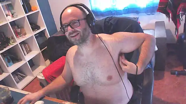 Snapshot of ravingr4d4 chatting on 03-06-25, 03:24 ravingr4d4 online show from 03-06-25, 03:24
