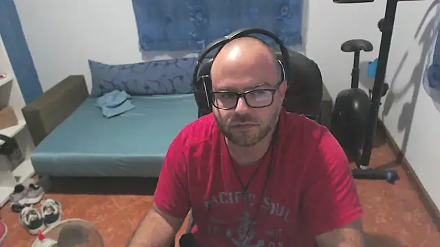 Snapshot of ravingr4d4 chatting on 09-14-25, 10:31 ravingr4d4 online show from 09-14-25, 10:31