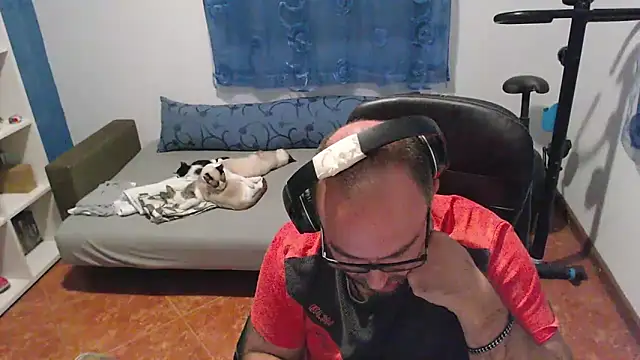 Snapshot of ravingr4d4 chatting on 09-28-25, 01:11 ravingr4d4 online show from 09-28-25, 01:11