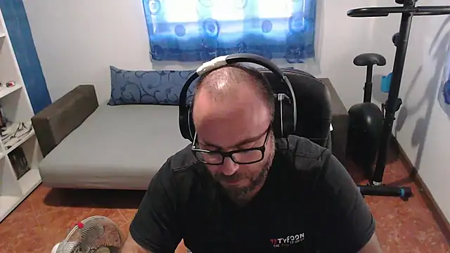 Snapshot of ravingr4d4 chatting on 09-28-25, 02:22 ravingr4d4 online show from 09-28-25, 02:22