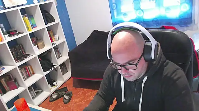 ravingr4d4 online show from 12-17-25, 09:37