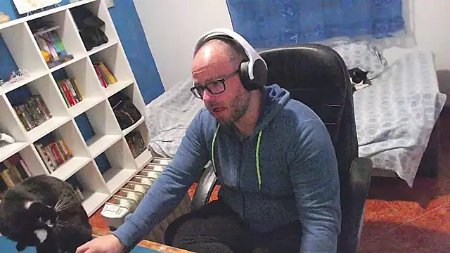 ravingr4d4 online show from 02-07-26, 08:01