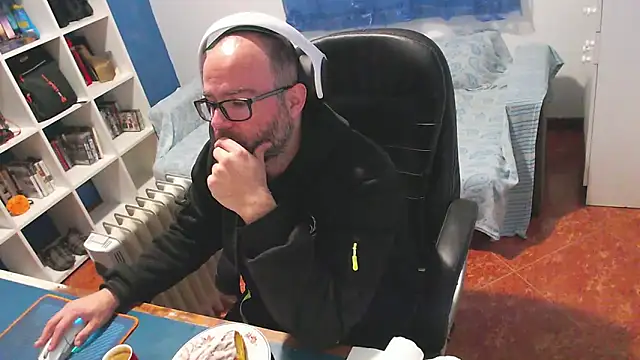 ravingr4d4 online show from 02-15-26, 04:58