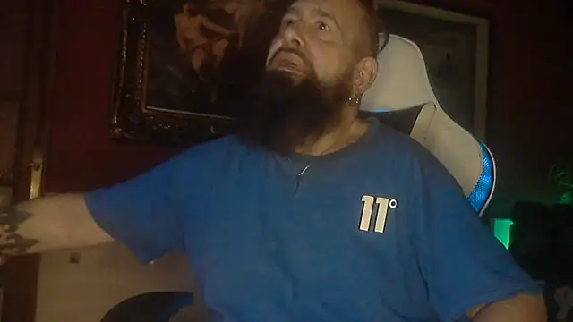 maseurbeardedpig online show from 08-06-26, 05:42