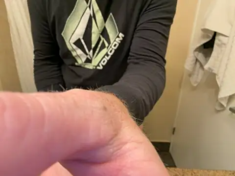 Tylerx9 online show from 04-11-26, 03:16