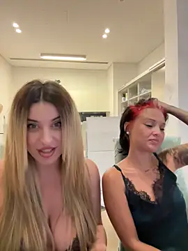 RoxxyDallas online show from 09-22-25, 07:05