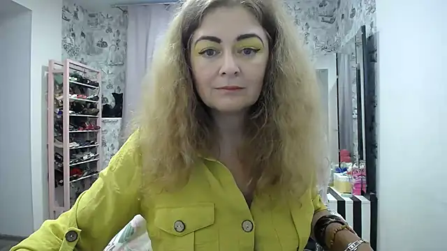 Snapshot of Helen1974 chatting on 07-14-26, 02:05 Helen1974 online show from 07-14-26, 02:05