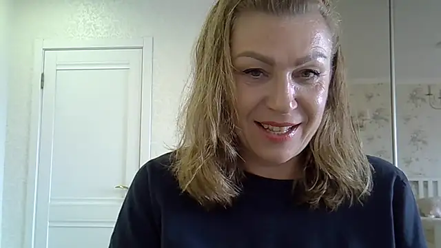 Alexandra-Rosee online show from 10-29-25, 05:20