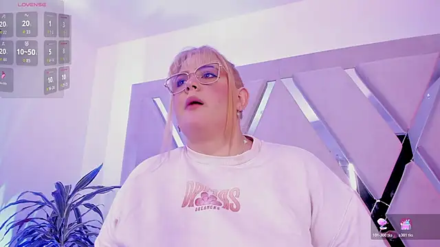 sophiarossee  online show from 02-13-26, 01:29