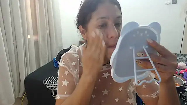 Snapshot of Anny_Smith69 chatting on 09-10-25, 10:59 Anny Smith69 online show from 09-10-25, 10:59