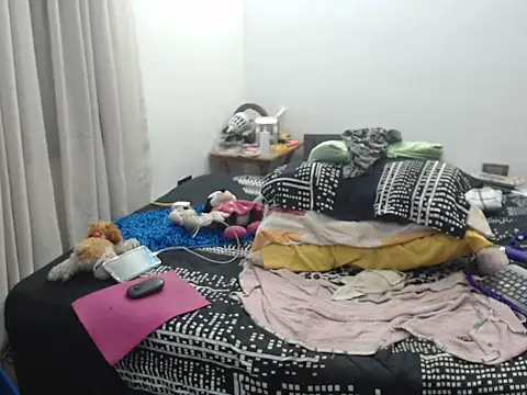 Snapshot of Anny_Smith69 chatting on 09-10-25, 11:05 Anny Smith69 online show from 09-10-25, 11:05