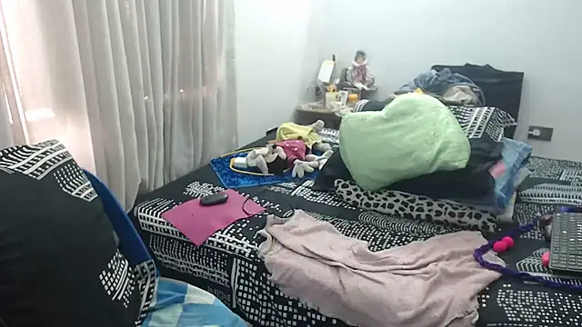 Anny Smith69 online show from 04-06-26, 05:14