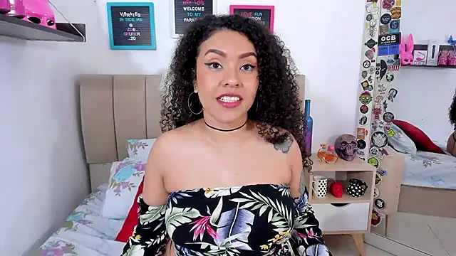 Zoe Gruber online show from 01-17-25, 02:50