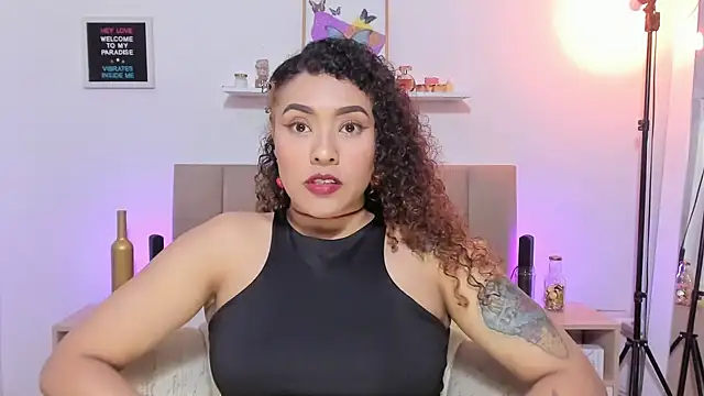 Zoe Gruber online show from 11-13-25, 09:36