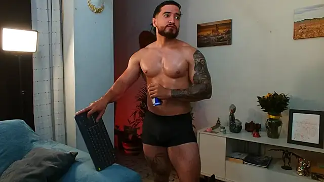 AndrewMartinez online show from 10-04-25, 01:25