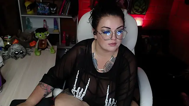 Snapshot of juliette_rd chatting on 02-28-25, 11:34 juliette rd online show from 02-28-25, 11:34