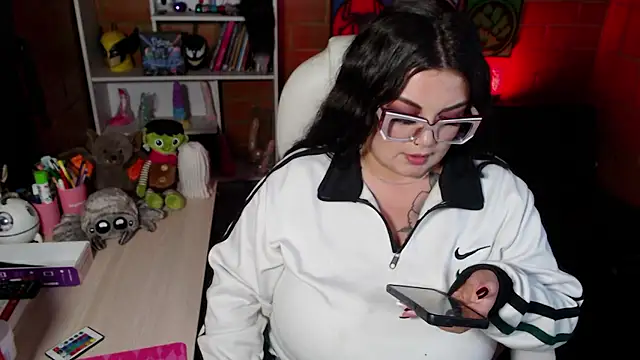 Snapshot of juliette_rd chatting on 01-10-26, 03:41 juliette rd online show from 01-10-26, 03:41