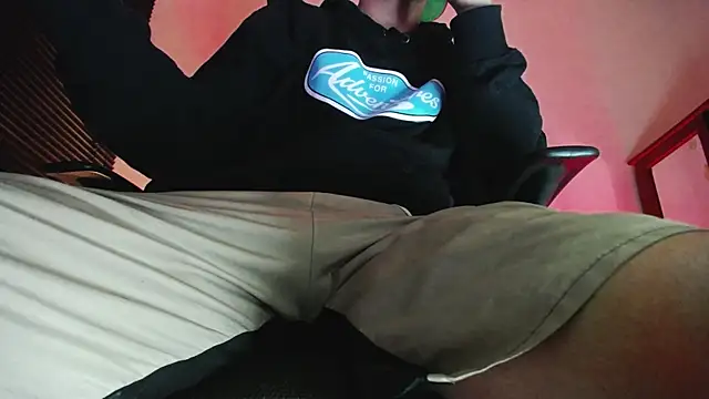 zacwatson  online show from 02-07-26, 11:19