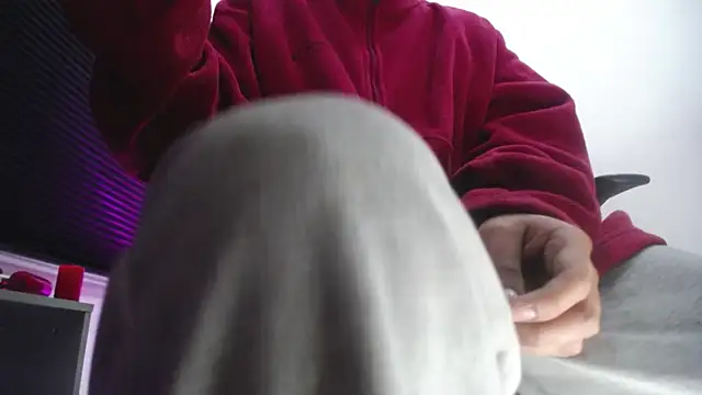 Snapshot of zacwatson_ chatting on 06-02-26, 11:29 zacwatson online show from 06-02-26, 11:29