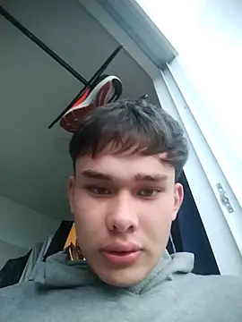 Snapshot of cristof_2000 chatting on 02-06-26, 11:08 cristof 2000 online show from 02-06-26, 11:08