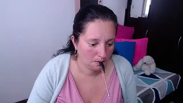 CristialJones  online show from 11-12-25, 02:06