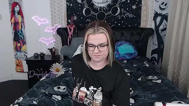 DaisieMaeXO online show from 12-02-24, 06:30