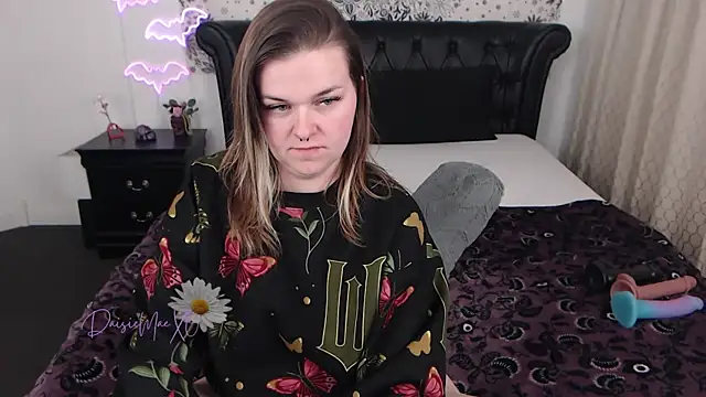 DaisieMaeXO online show from 02-20-26, 01:13