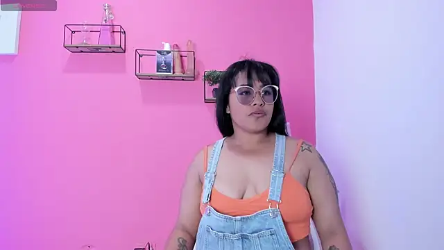 Snapshot of Tita_dirty chatting on 01-30-25, 02:15 Tita dirty online show from 01-30-25, 02:15