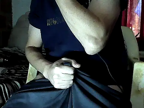 Snapshot of espartano_Arg30 chatting on 05-10-26, 04:45 espartano Arg30 online show from 05-10-26, 04:45
