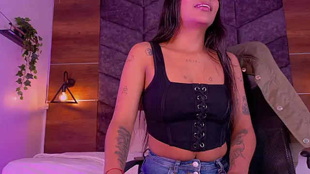 rachellmartinez online show from 11-17-25, 11:38