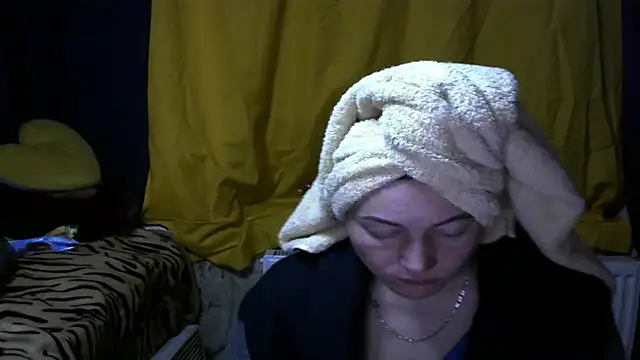 wLESLYMOSw online show from 12-29-24, 06:24