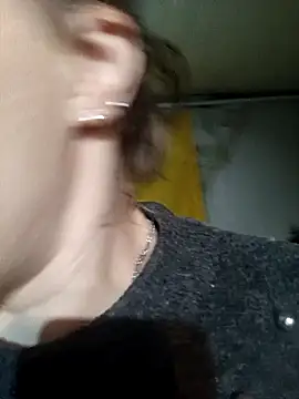 wLESLYMOSw online show from 02-01-25, 09:54