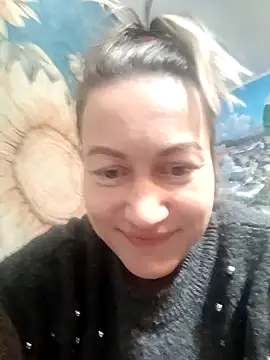 wLESLYMOSw online show from 02-01-25, 01:09