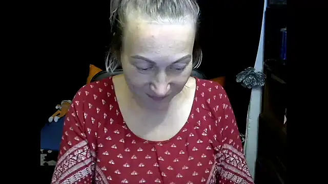 wLESLYMOSw online show from 09-14-25, 05:12