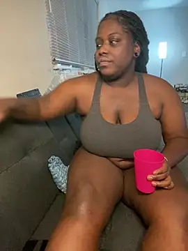fantasygyal online show from 07-18-26, 02:27