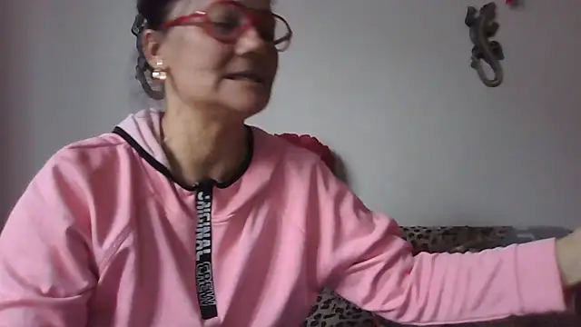 Snapshot of LadyLizi chatting on 01-25-25, 11:55 LadyLizi online show from 01-25-25, 11:55