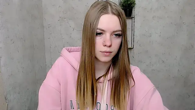 AliceFlirtt  online show from 03-17-25, 01:08