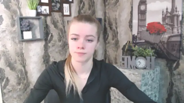 AliceFlirtt  online show from 12-05-25, 09:51