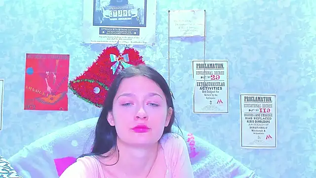 Vanessa Florence online show from 01-16-25, 11:04