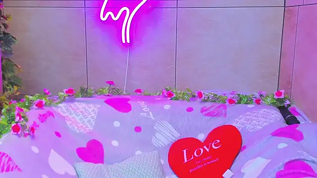 Vanessa Florence online show from 03-16-25, 01:07