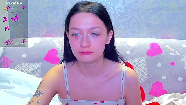 Vanessa Florence online show from 11-23-25, 01:49