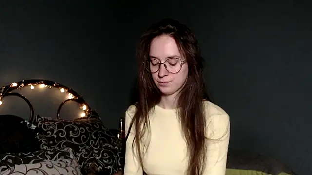 wow  kelly online show from 10-28-25, 04:09